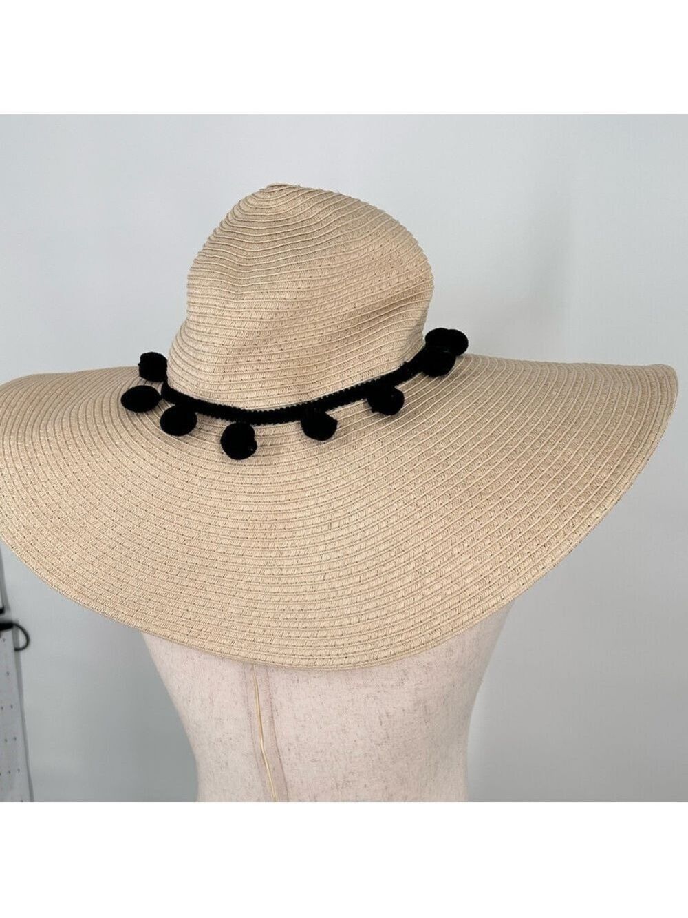 Coastalista Straw Wide Brim Hat Pom Pom NWT - Picture 6 of 14